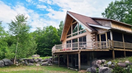 Meemunk House Meemunk House